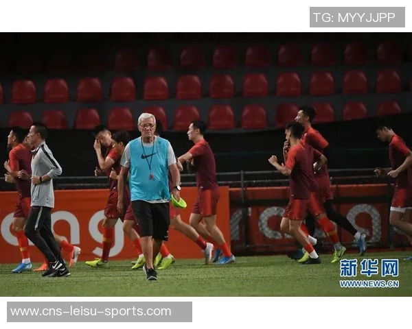 亚洲一哥足球崛起之路探秘揭示背后的荣耀与挑战