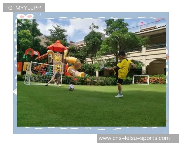 提升足球比赛技巧的五大关键策略与训练方法分享